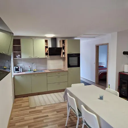 Apartma Tija Апартаменты *