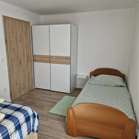 Apartma Tija Апартаменты